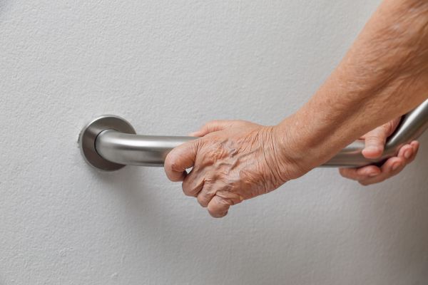 Cost of Grab Bar Installation in Beaumont