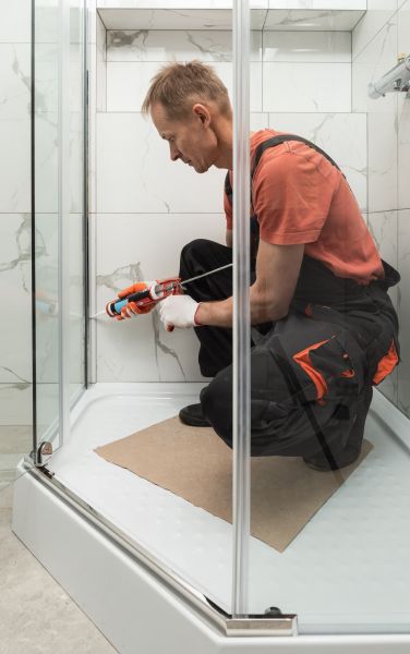 Cost of Shower Caulking Replacement in Beaumont