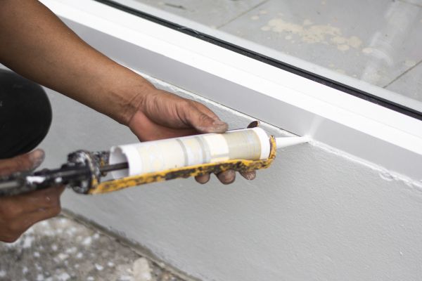 Cost of Caulk Replacement in Beaumont
