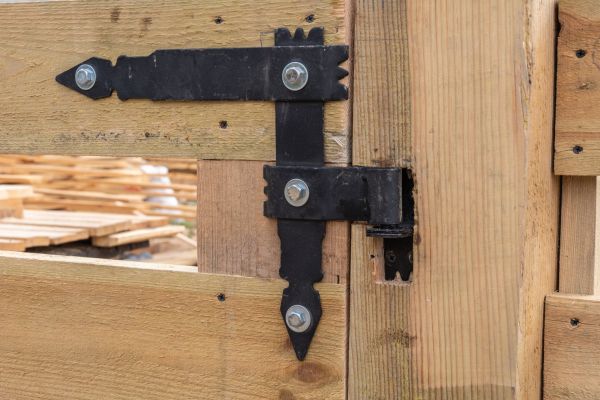 Gate Hinge Adjustment in Beaumont